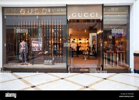 tysons corner mall Gucci store